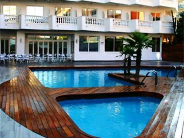 Hotel Bernat II 4*Sup Calella 4*,  Spanyolország